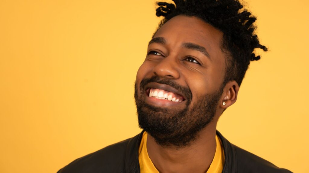 smilng man with great teeth